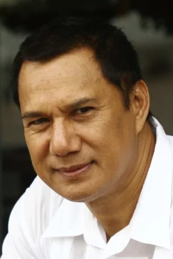 Κώστας Ξυκομηνός